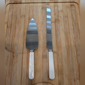 Sheffield England Stainless Steel Elegant Pearl & Silver Cake Knife & Server Set